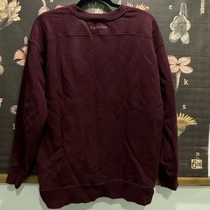 Lululemon maroon crewneck